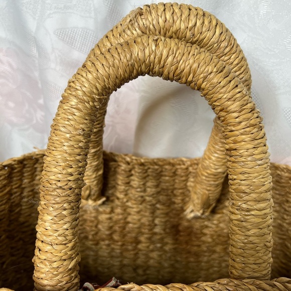 Papaya and Chestnuts woven works wicker tote. - Picture 8 of 10